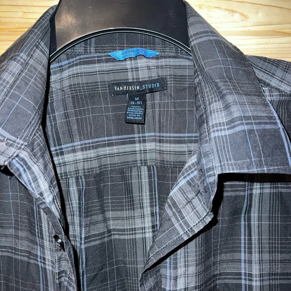 Button down shirt - Picture 2 of 2